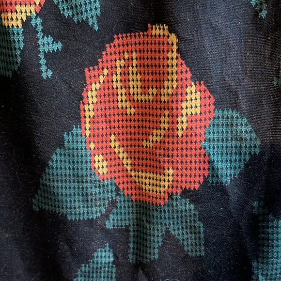 Lularoe Skirt Size Small - Picture 2 of 3